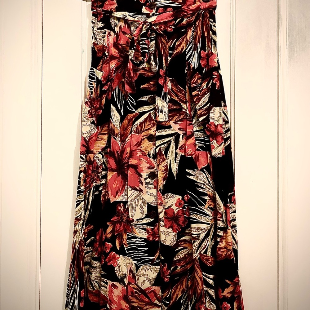 Urban Outfitters XS Tropical button down skirt